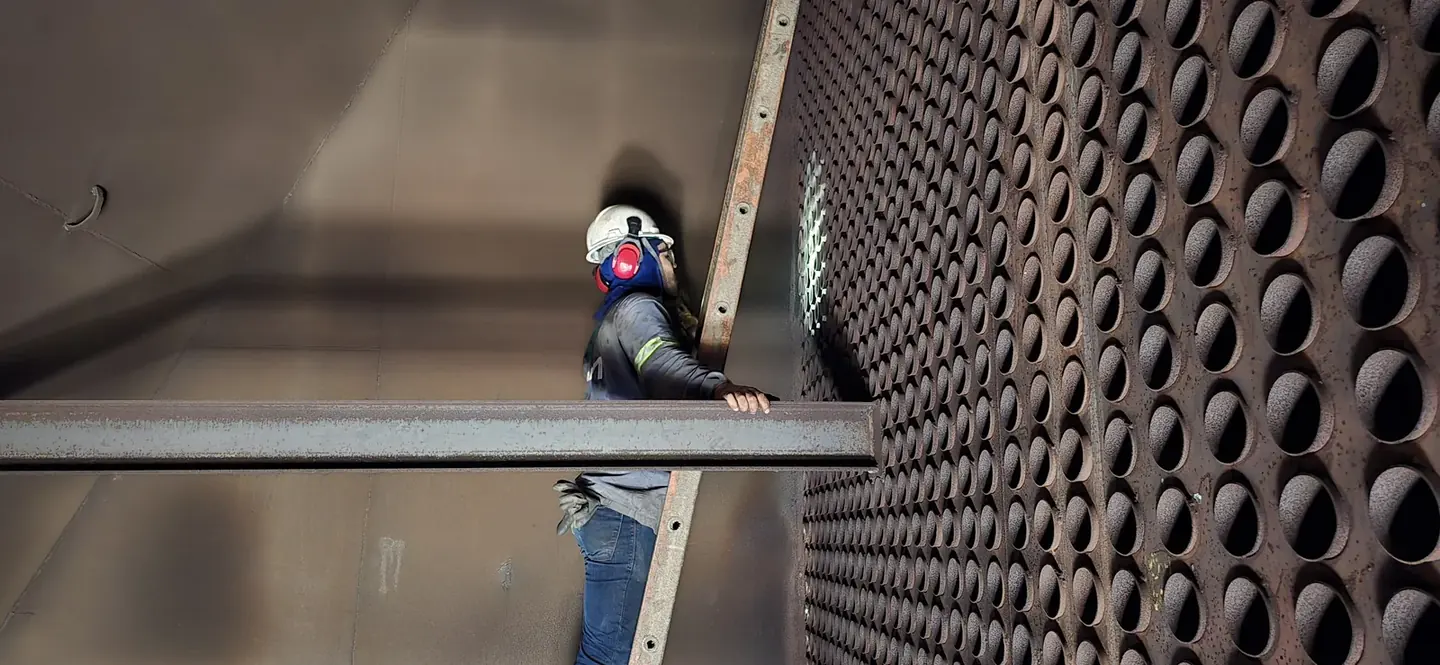 Inspeção de feixe tubular de grande porte